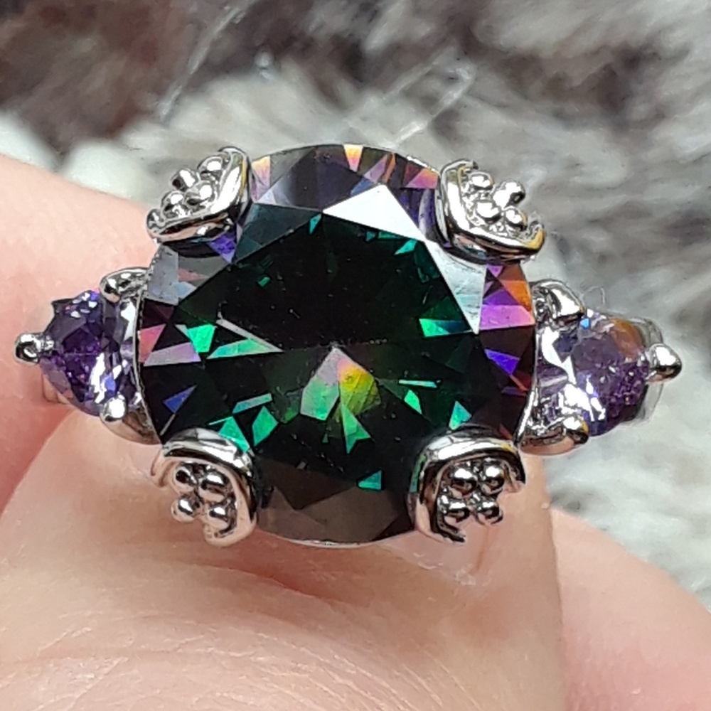 New! 12.8 ct Northern Lights Topaz + Amethyst 8